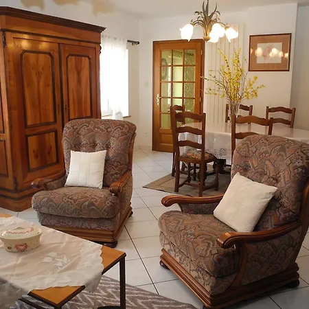 Prázdninový dům Au Pied Du Chateau *