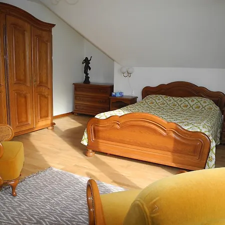 Vakantiehuis Au Pied Du Chateau Lichtenberg